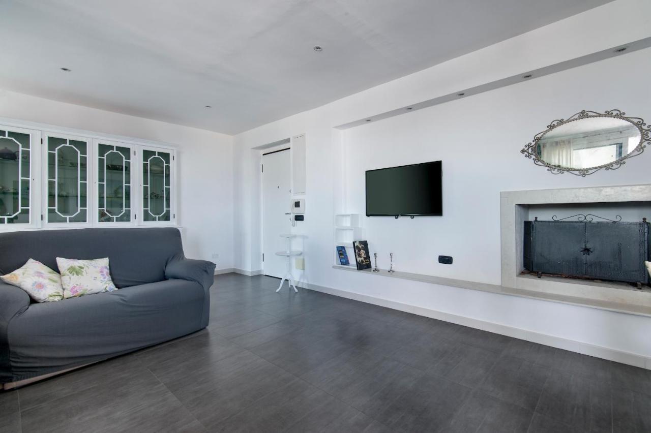 Attico White And Grey Apartment Lecce Luaran gambar